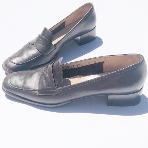 ferragamo shoes narrow width